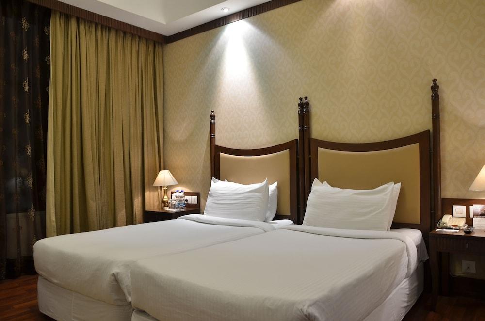 Country Inn & Suites By Radisson, Delhi Satbari New Delhi Exterior photo