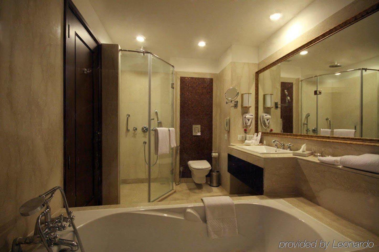 Country Inn & Suites By Radisson, Delhi Satbari New Delhi Exterior photo